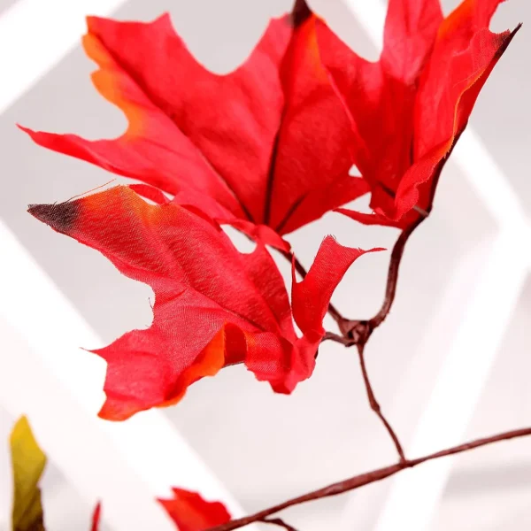 Herbstdeko | Girlanden & Ranken^DecoWoerner Ahorn-Blätterranke - Grün 180 Cm rot
