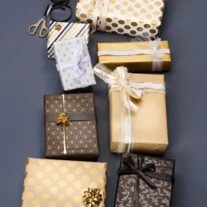 Geschenkpapier | Go Green - Nachhaltige Geschenkverpackung^DecoWoerner Nachhaltiges, enes Geschenkpapier Mit Glänzendem Geometrischen Muster – 50 M Geschenkpapier-Rolle gold