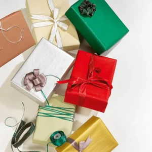 Geschenkpapier | Go Green - Nachhaltige Geschenkverpackung^DecoWoerner Recyceltes, nes Uni-Kraftpapier – 50 M Geschenkpapier-Rolle silber
