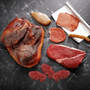 Fleisch & Wurst^DecoWoerner Rindfleisch Roh Lebensmittel-Attrappe 26 Cm rot
